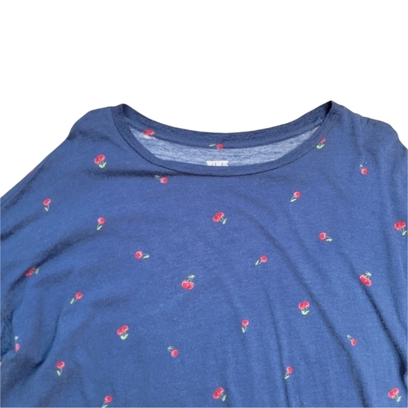 VS PINK Girlfriend Long Sleeved Cropped Tee - Picture 7 of 11